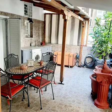Large Terrace Near Centre Apartment *